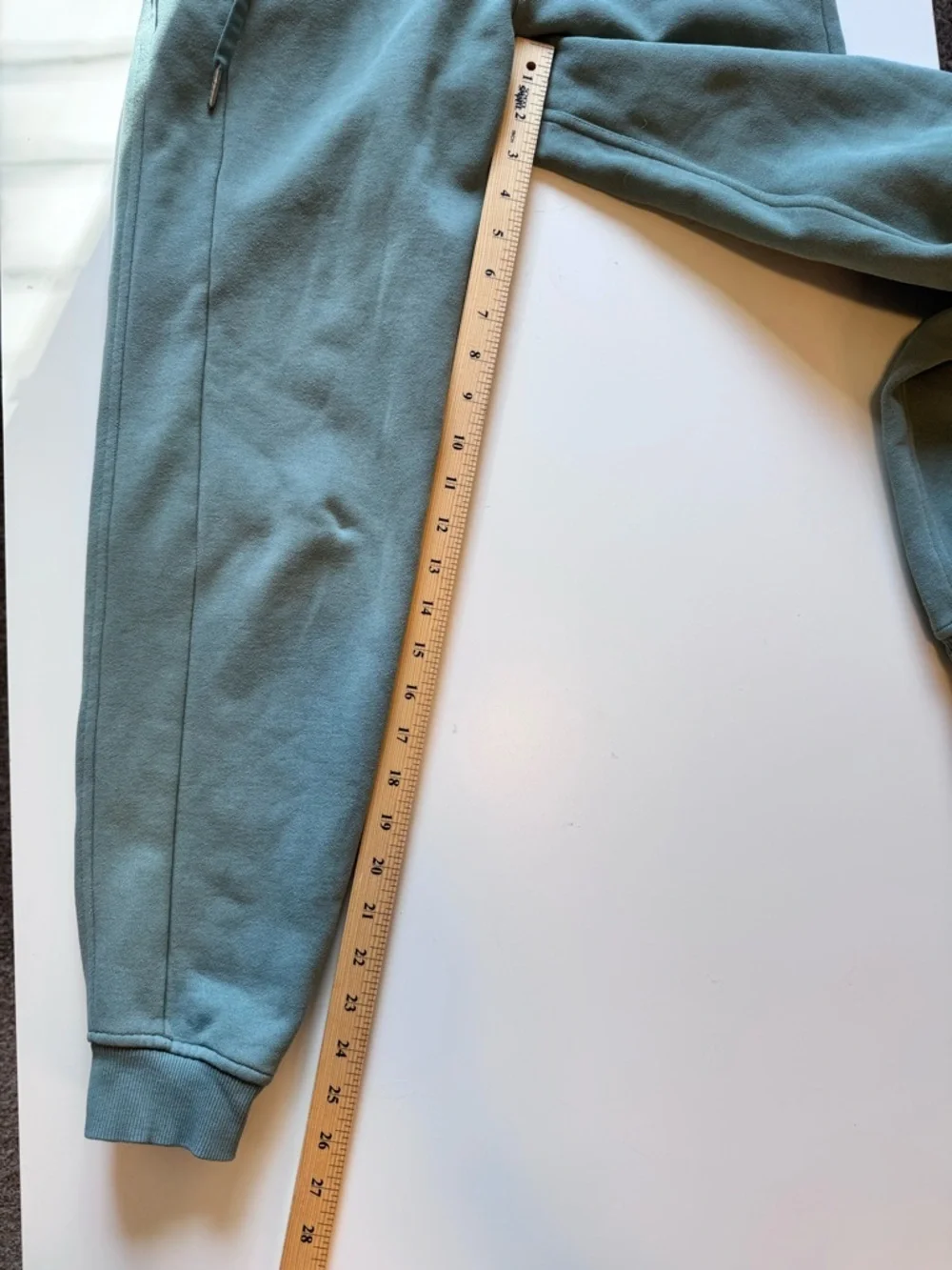Lululemon Scuba High-Rise Jogger Full Length Women’s size 2